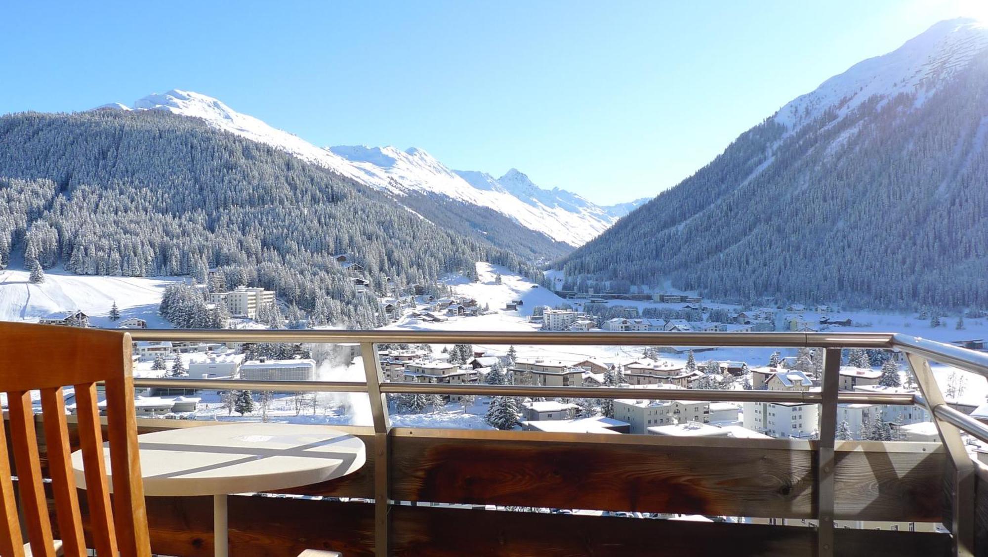 Spectacular View & Central Location In Davos Luaran gambar